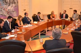 Subsecretaria Pamela Gidi participó en sesión extraordinaria del directorio de Chilenter
