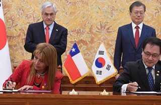 Gobiernos de Chile y Corea del Sur firman acuerdos de cooperación mutua en transportes y telecomunicaciones